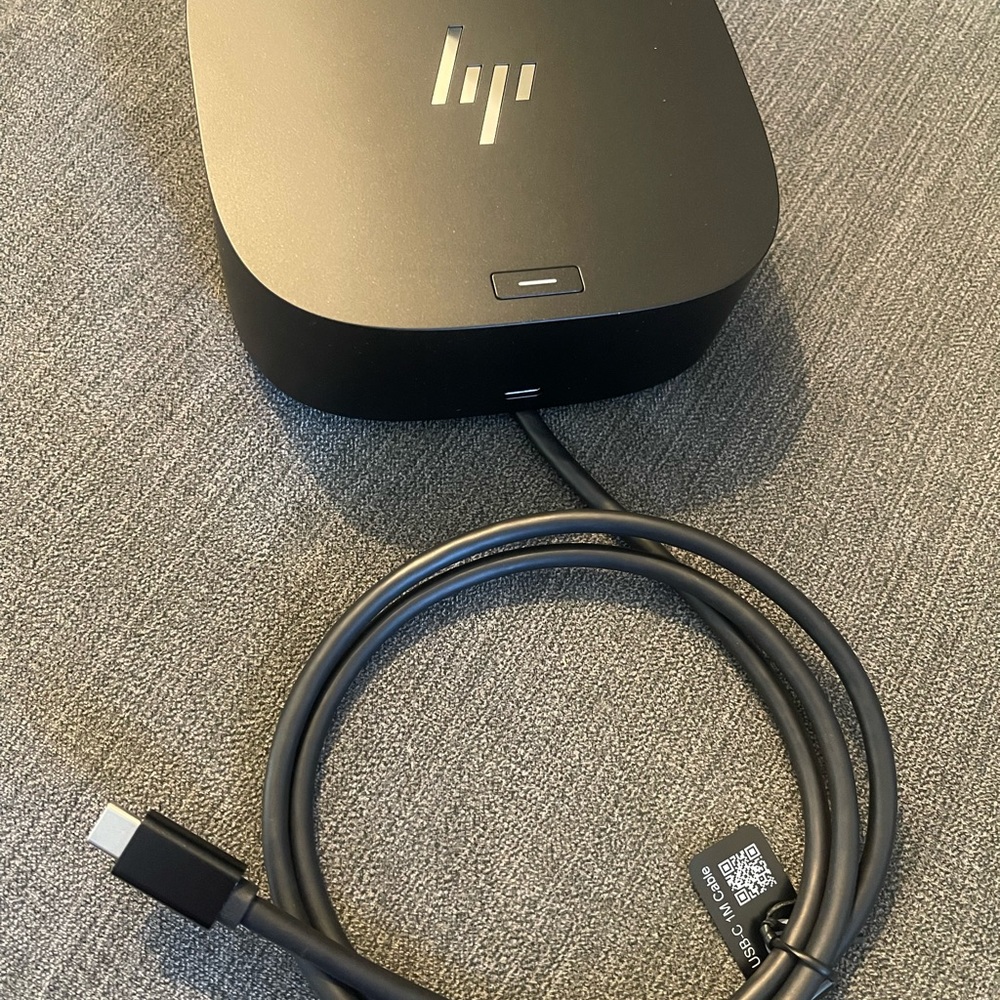 HP Docking Station - Picture 3 of 7